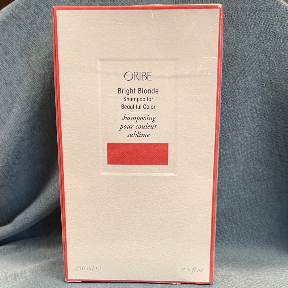 NEW! Oribe Bright Blonde Shampoo for Beautiful Hair - Picture 3 of 4